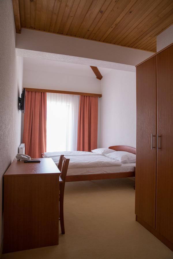 Hotel Knez Kupres (Canton 10) Exterior foto