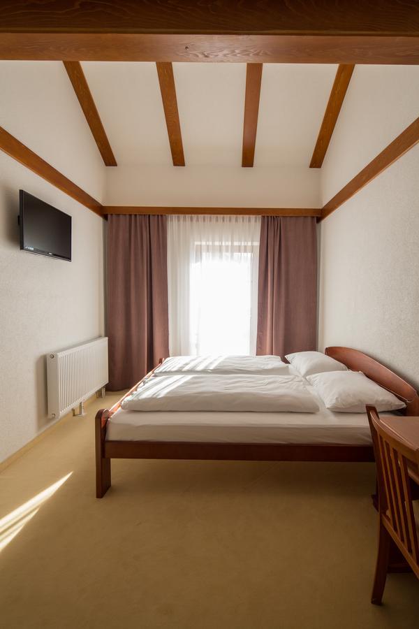 Hotel Knez Kupres (Canton 10) Exterior foto