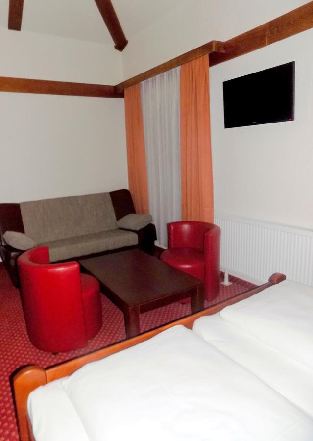 Hotel Knez Kupres (Canton 10) Exterior foto