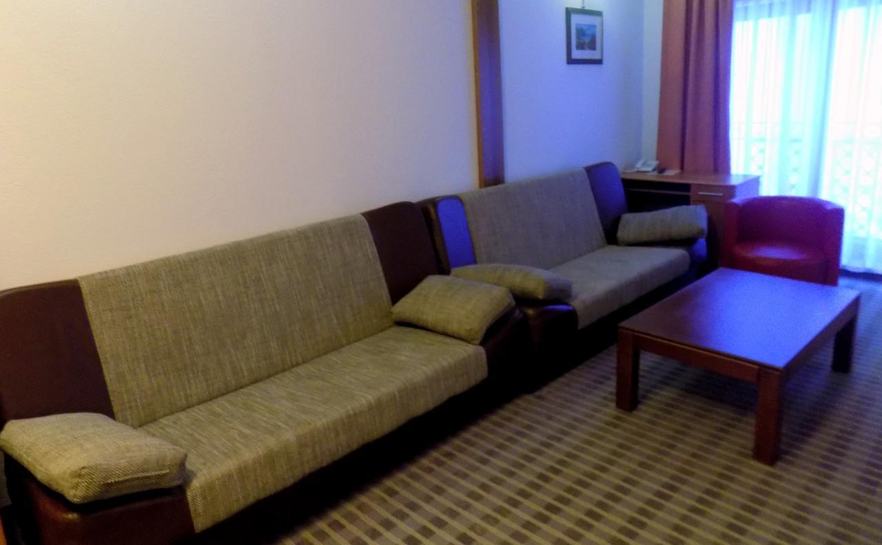 Hotel Knez Kupres (Canton 10) Exterior foto